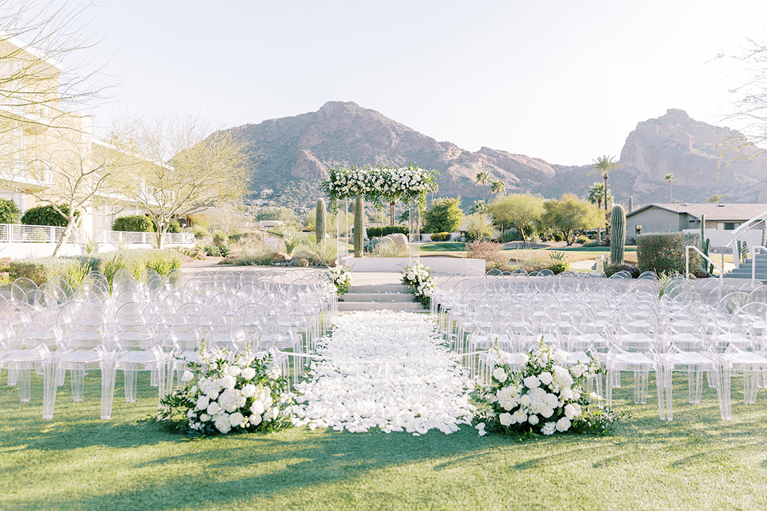 Scottsdale Wedding Magazine - image showing wedding ceremony outdoors